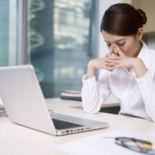 Chết vì làm việc quá sức: Nỗi sợ của nhiều người Việt